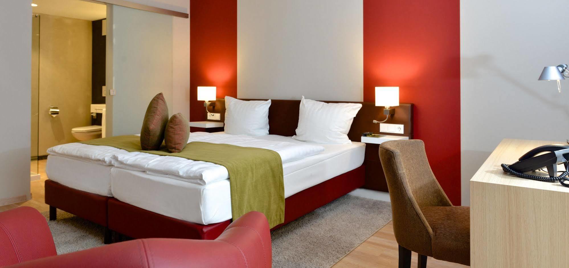 Weinhotel Kaisergarten Alzey Luaran gambar